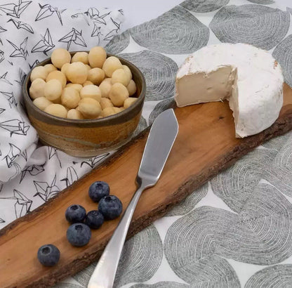 Kirkland Signature Dry Roasted Macadamia Nuts with Sea Salt Snack Nuts Pack 680g